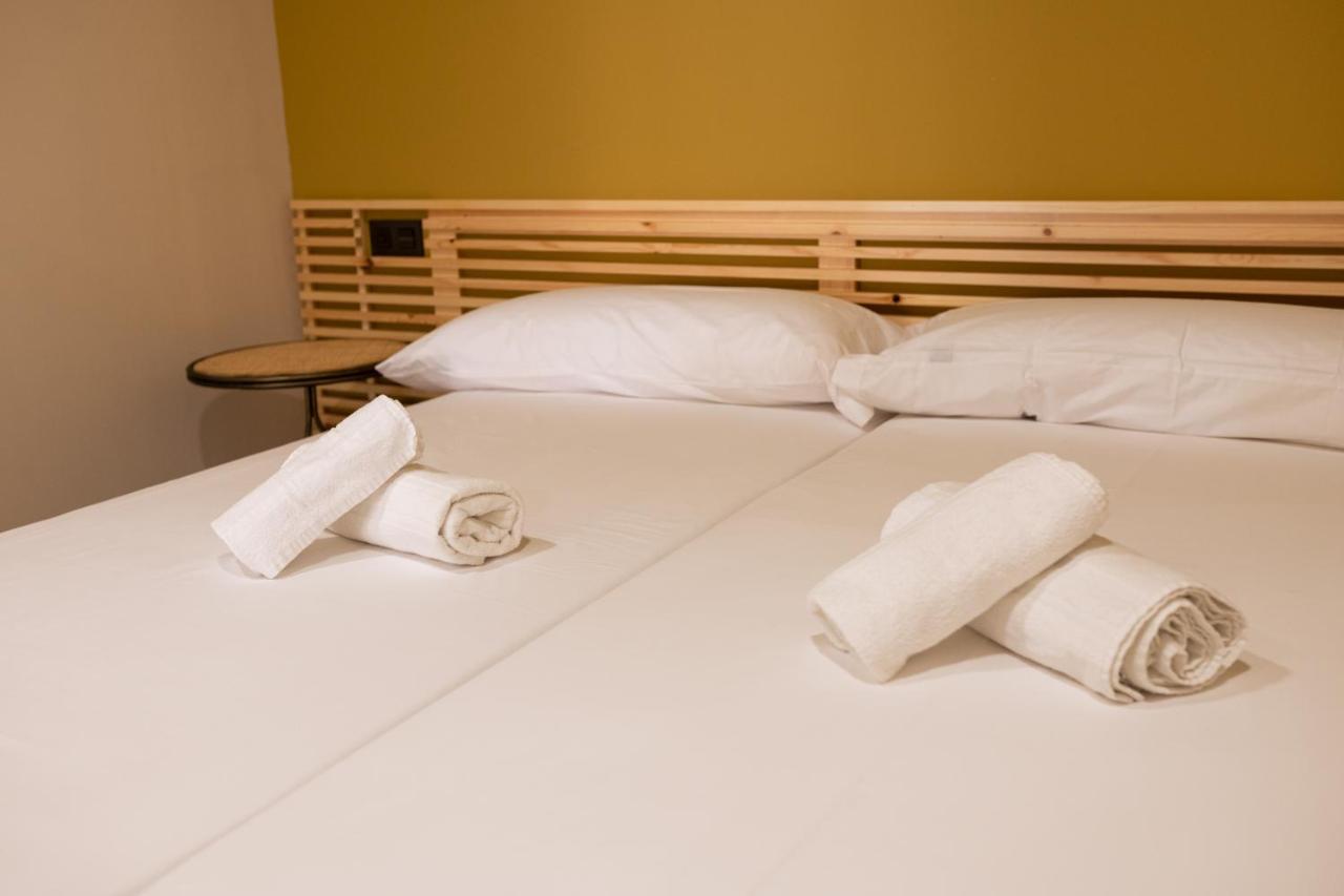 Ziryad Apartamentos 1 กอร์โดบา ภายนอก รูปภาพ